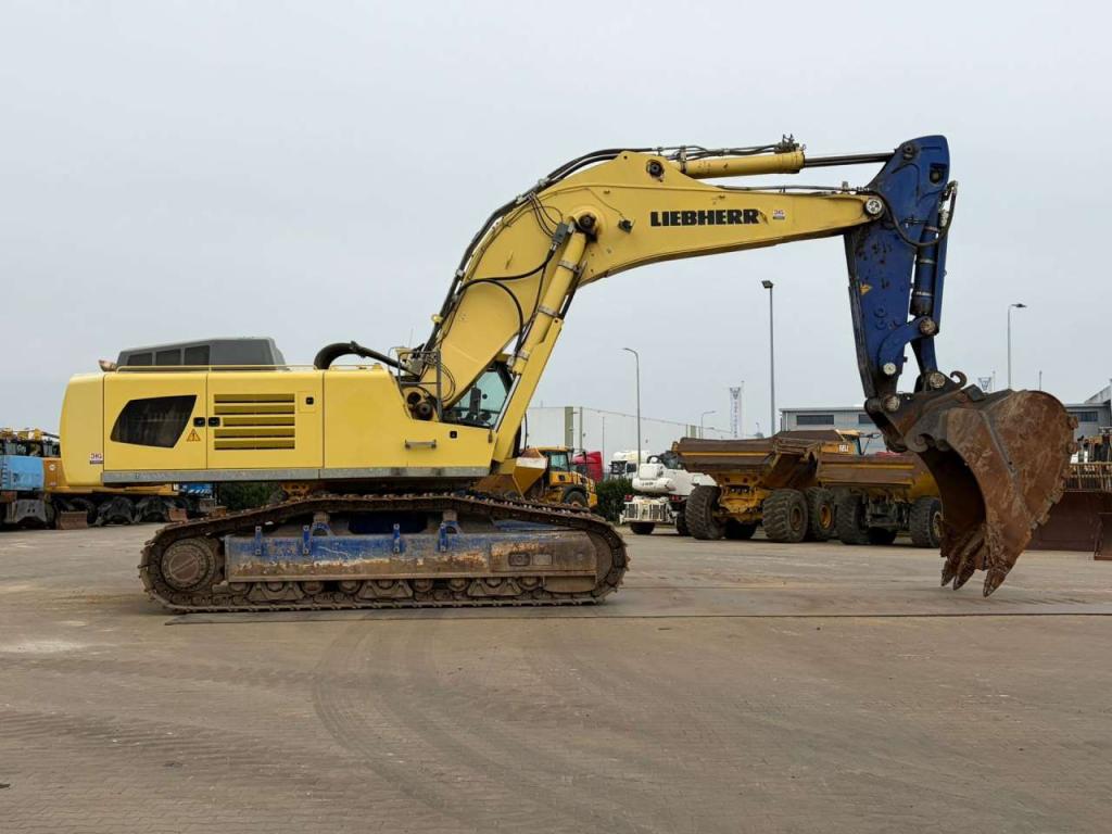 Liebherr R976 HDSL Photo 6