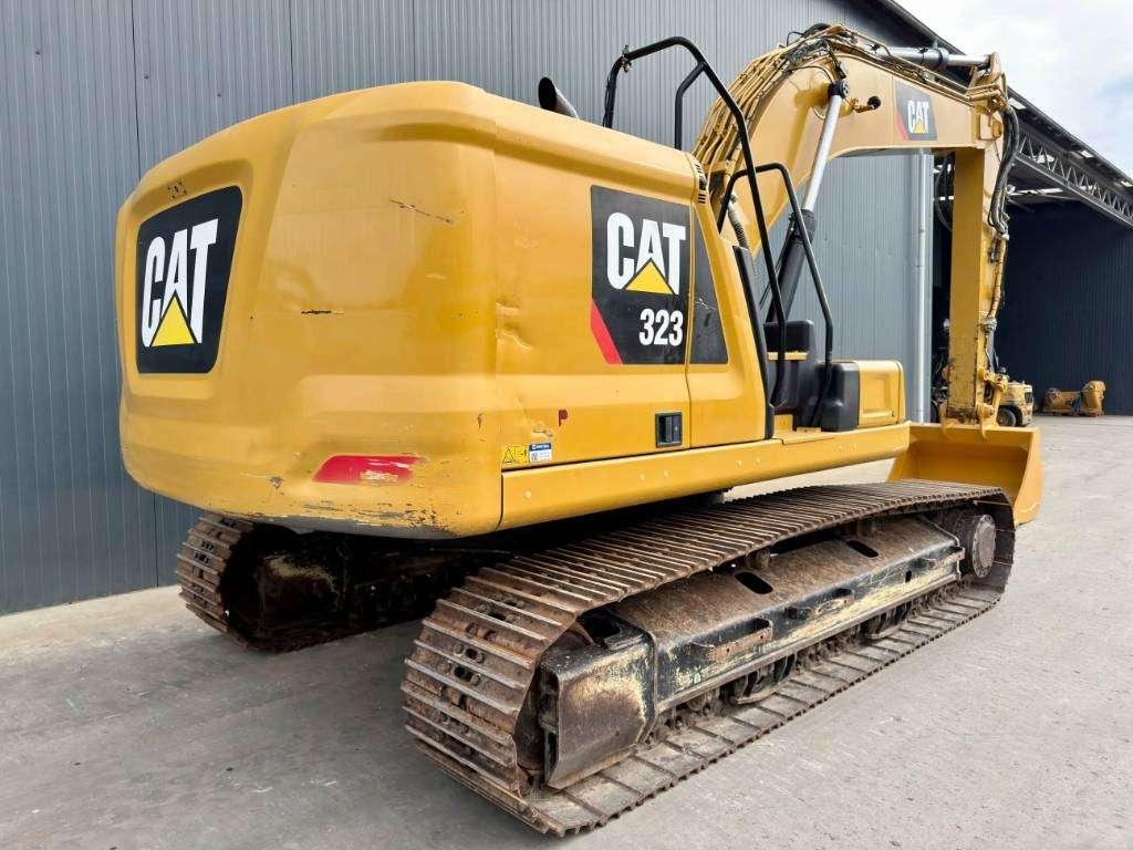 Caterpillar 323 07B Photo 4