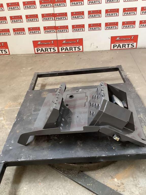 Cloison pour Hitachi ZX135US-7 Photo 3