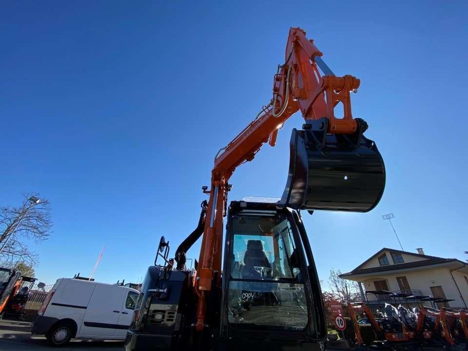 Hitachi ZX85US-6 OFF SET Photo 18