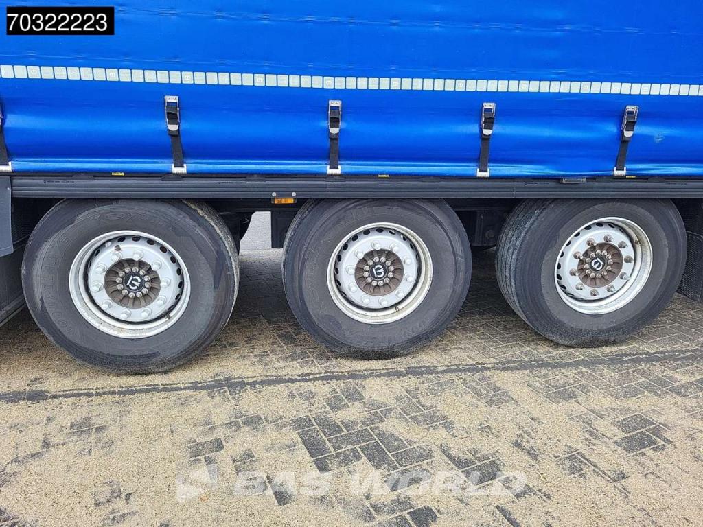 Krone SD Lift Axle Palletkist Anti Vandalism Sliding Roof Photo 14