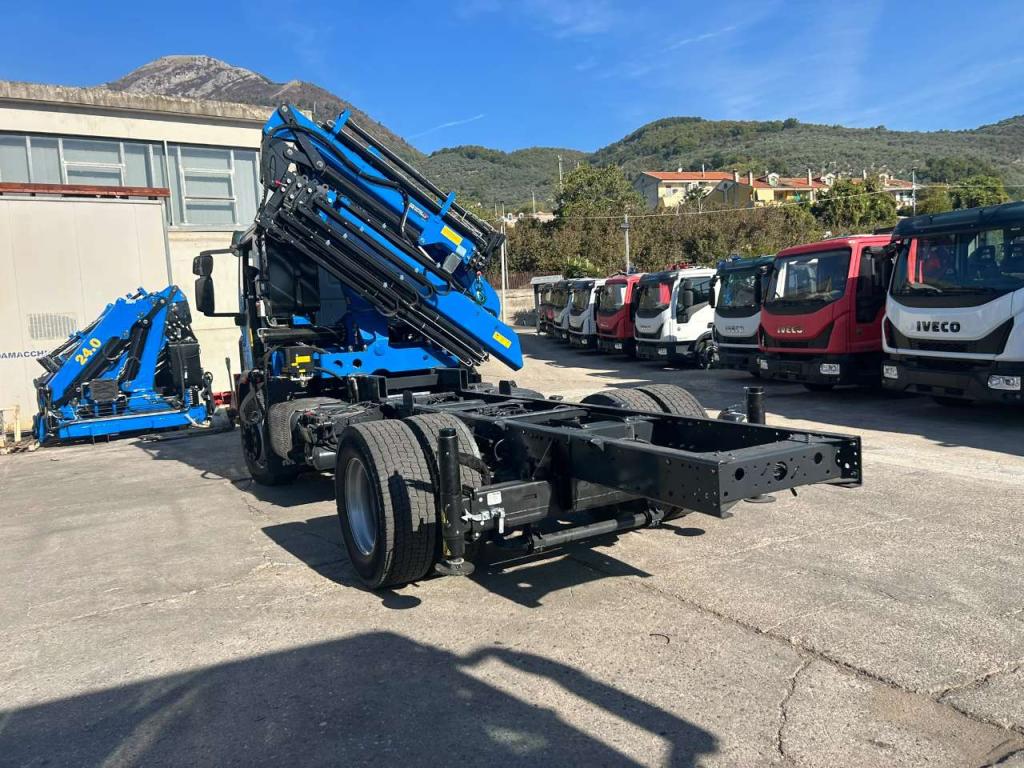 Iveco EUROCARGO CUBE 190-280L Photo 23