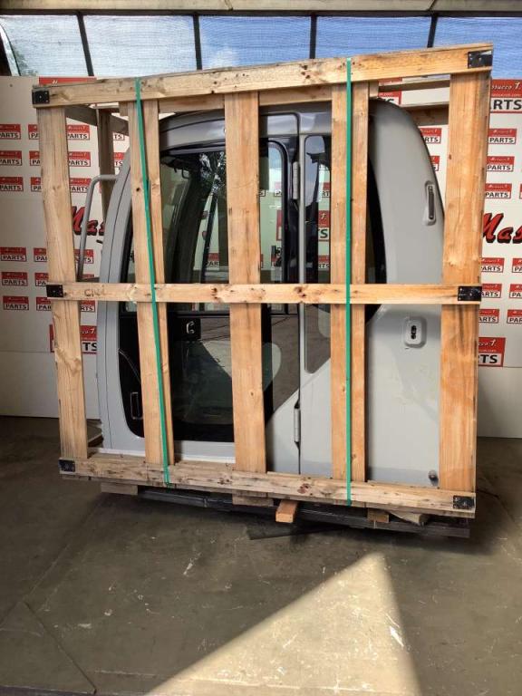 Cabine pour Kobelco SK130/150/200/350 Photo 1