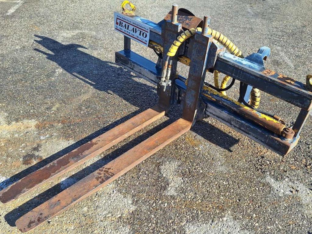 Drivex pallet forks for L35-L70 Photo 1