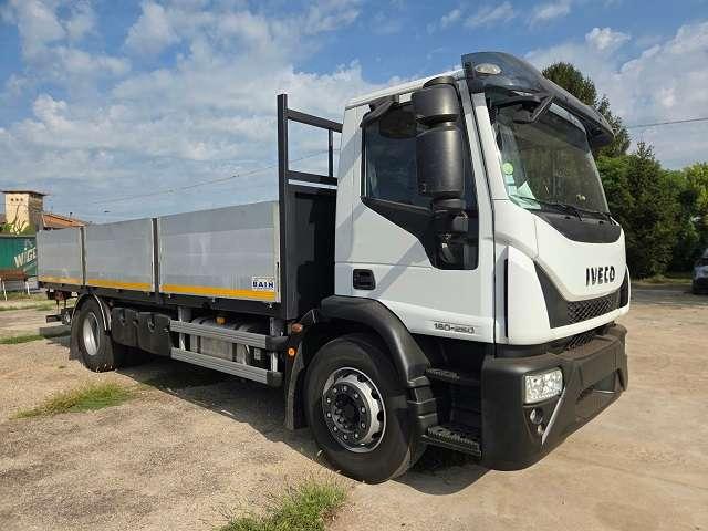 Iveco ML 180-250 Photo 1