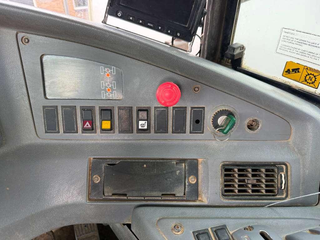 Volvo A40D - Airco / Heated Seat / Camera Photo 10