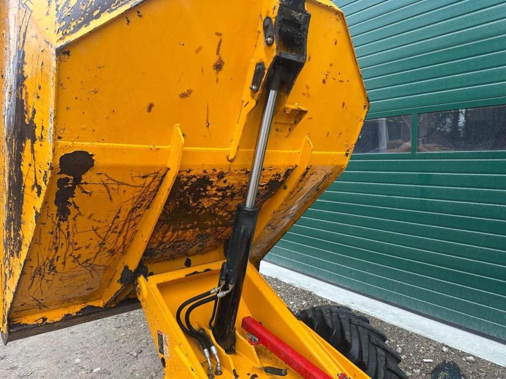 Thwaites 3 Tonne Swivel // Good condition Photo 18