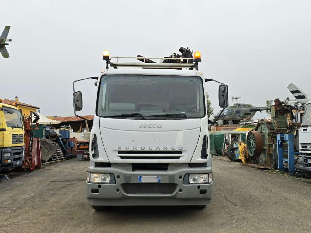 Iveco EUROCARGO 150E21 Photo 8