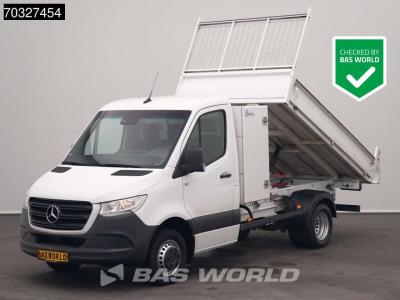 Mercedes-Benz Sprinter 516 CDI Kipper met Kist Dubbellucht 3,5t Trekhaak Airco Cruise MBUX CarPlay Euro6 Tipper B en vente par BAS World B.V.