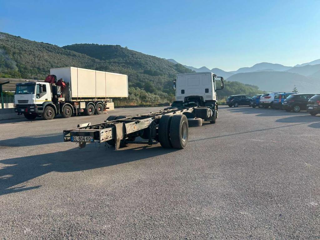 Iveco EUROCARGO CUBE 190-280L Photo 14
