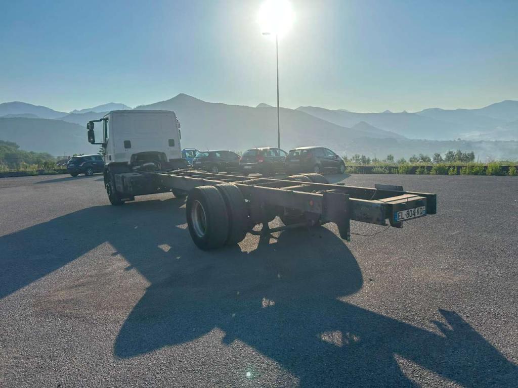 Iveco EUROCARGO CUBE 190-280L Photo 17