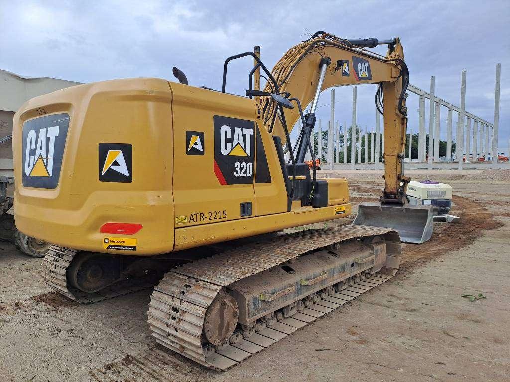 Caterpillar 320 Photo 4