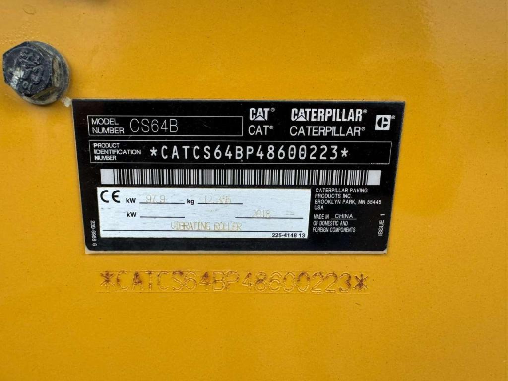 Caterpillar CS64B Photo 16