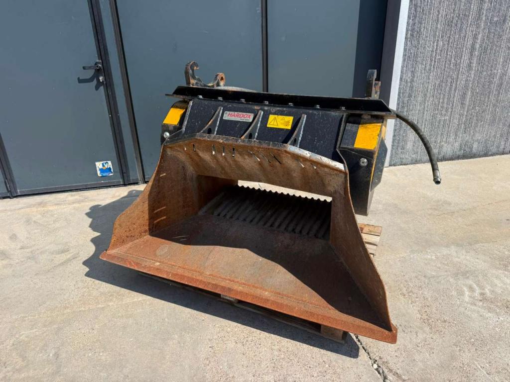 MB L140 S2 Photo 2