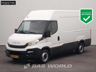 Iveco Daily 35S14 Automaat L2H2 3,5t Trekhaak Airco Cruise Werkplaatsinrichting Euro6 L2 A/C Towbar Cruis en vente par BAS World B.V.