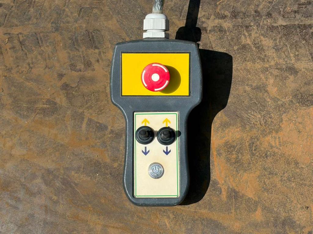 Barford TR6536 Photo 30