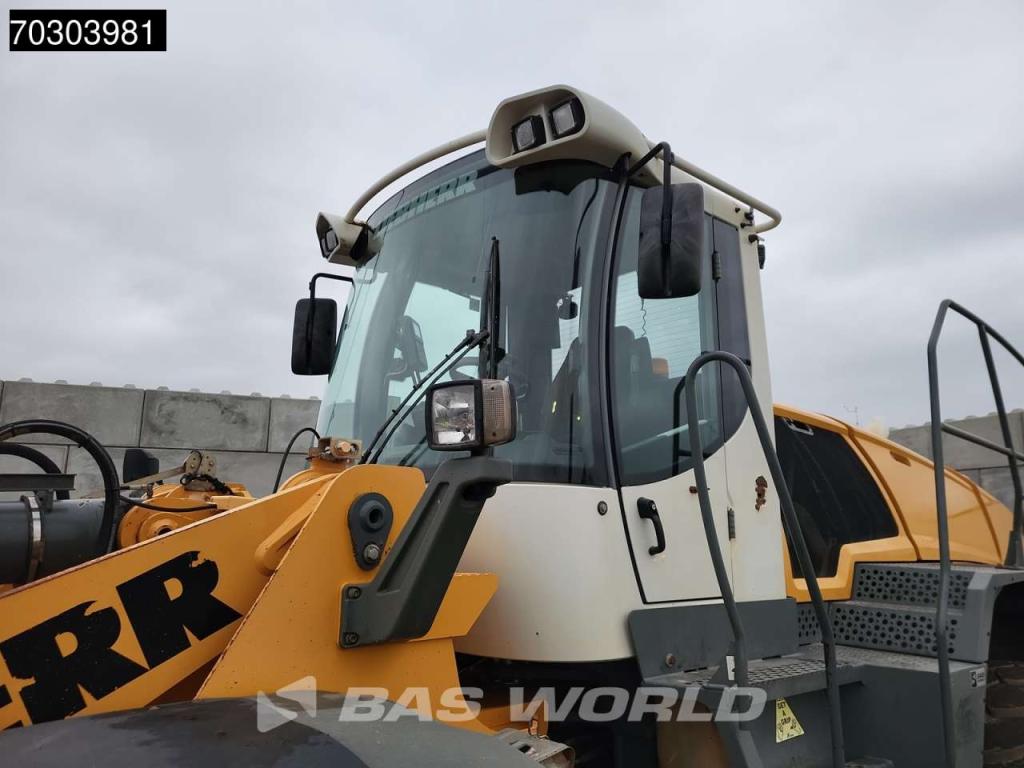 Liebherr L576 Photo 17
