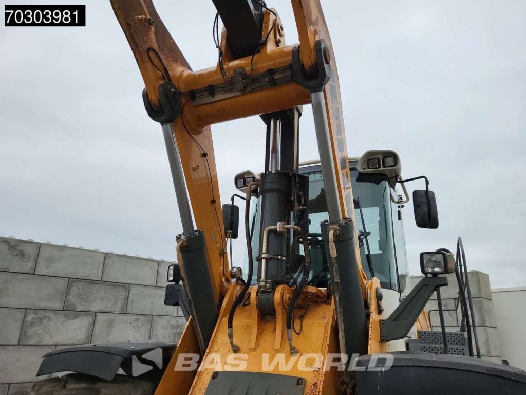 Liebherr L576 Photo 5
