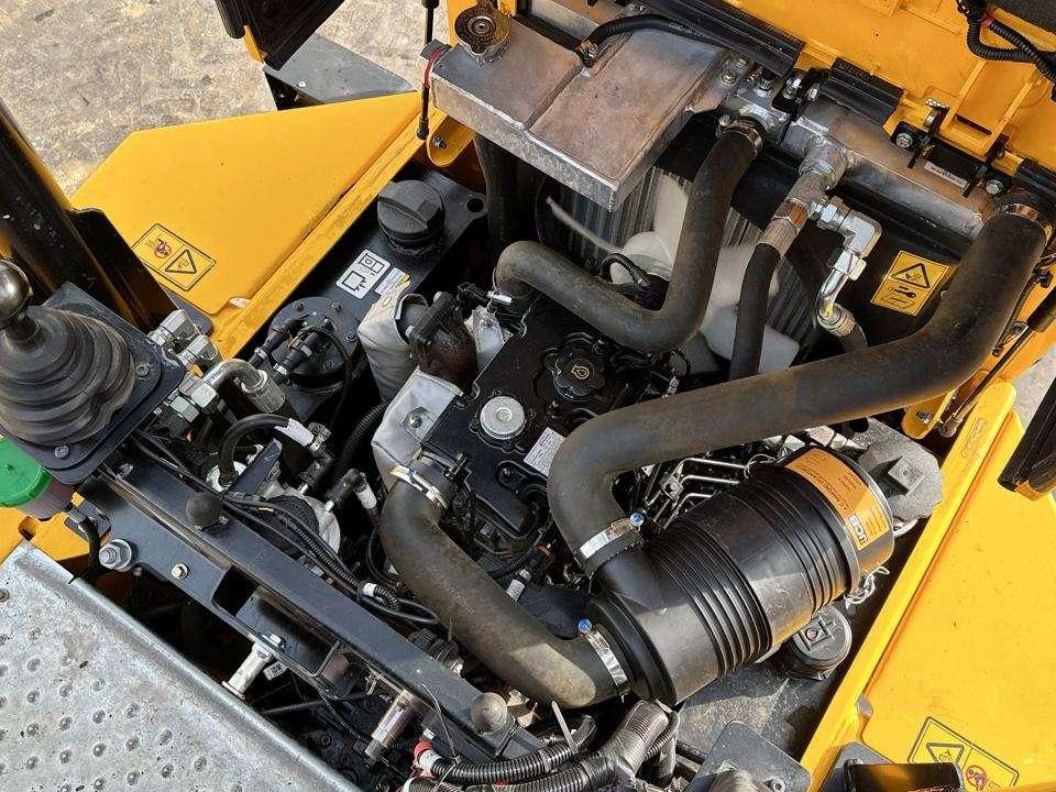 JCB 3STH-2S5 4X4 Photo 7