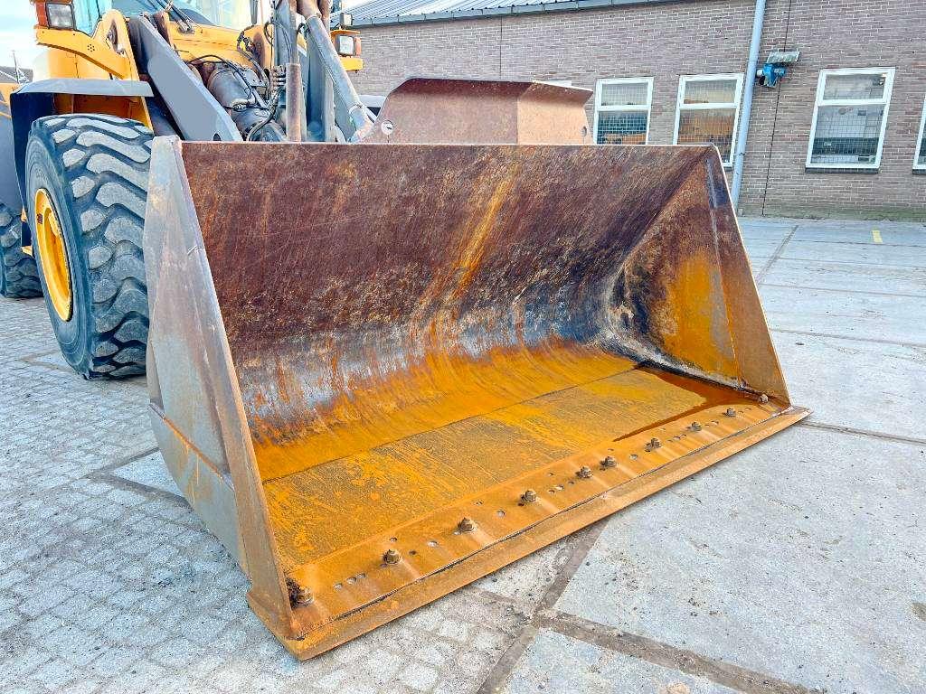Volvo L110E German Machine / Well Maintained Photo 10