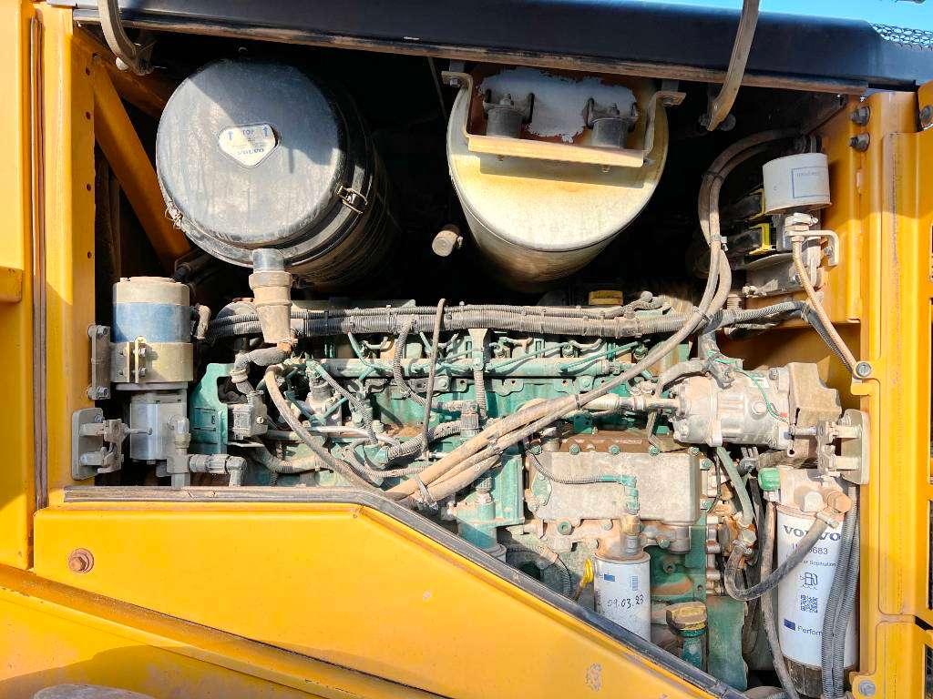 Volvo L110E German Machine / Well Maintained Photo 16