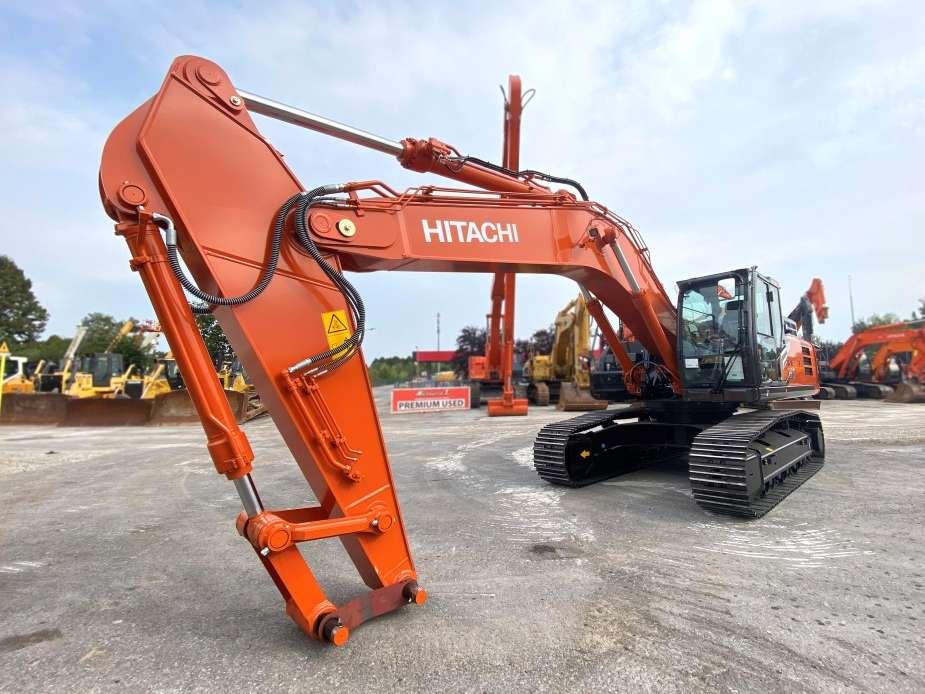 Hitachi ZX350LCN-7 Photo 1