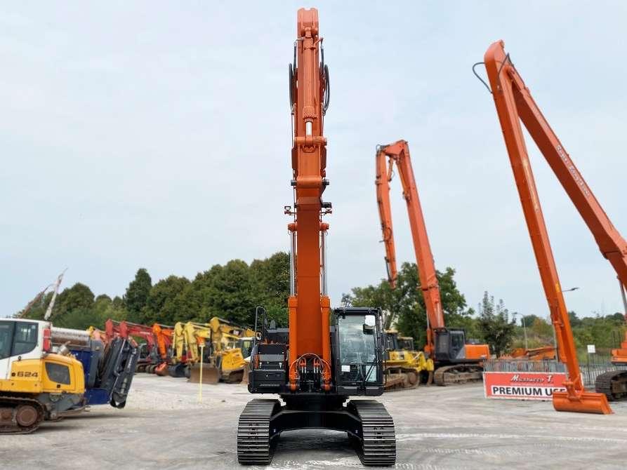 Hitachi ZX350LCN-7 Photo 15