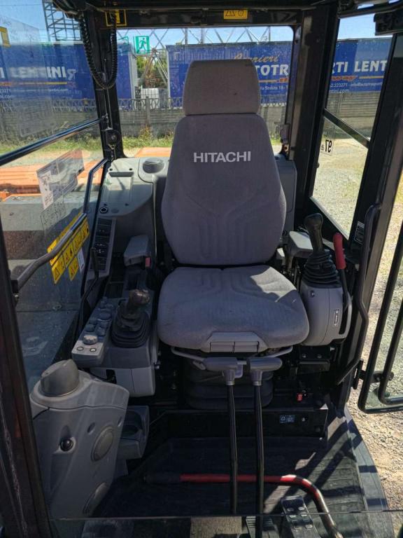 Hitachi Zaxis 85 USB-5, braccio triplice Photo 2