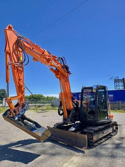 Hitachi Zaxis 85 USB-5, braccio triplice Photo 9