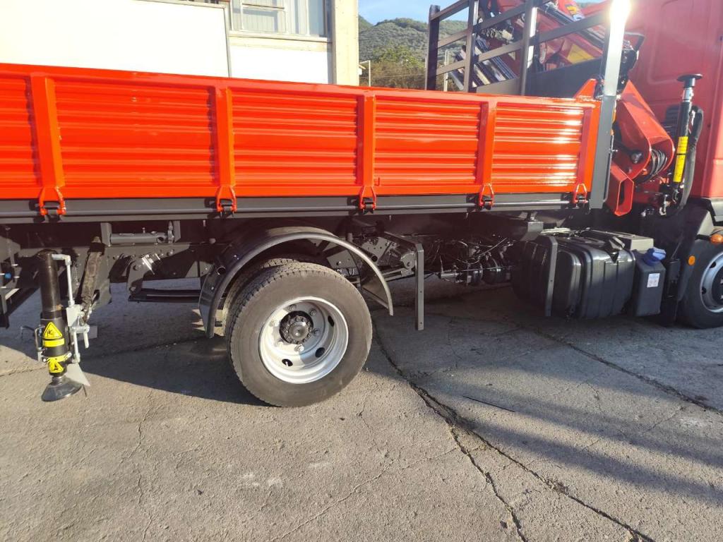 Iveco EUROCARGO 80-190 Photo 16