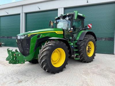 John Deere 8R 370 Photo 1