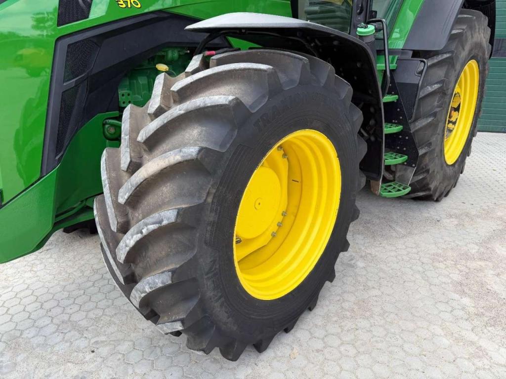 John Deere 8R 370 Photo 10