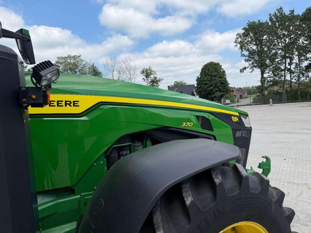 John Deere 8R 370 Photo 13