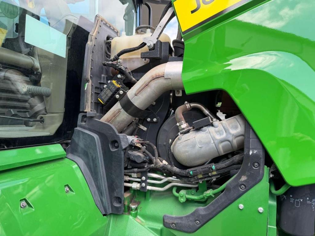 John Deere 8R 370 Photo 16