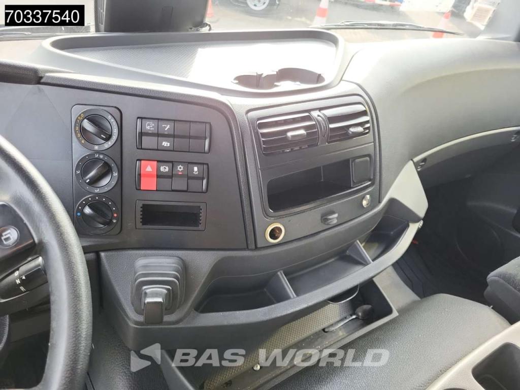 Mercedes Atego 1324 4X2 13t 6-Cylinder Euro 6 Automatic Tailgate Photo 18