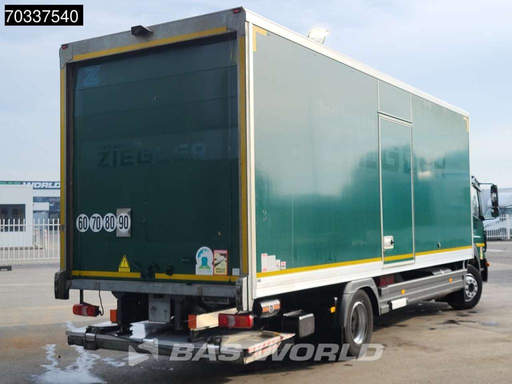Mercedes Atego 1324 4X2 13t 6-Cylinder Euro 6 Automatic Tailgate Photo 5