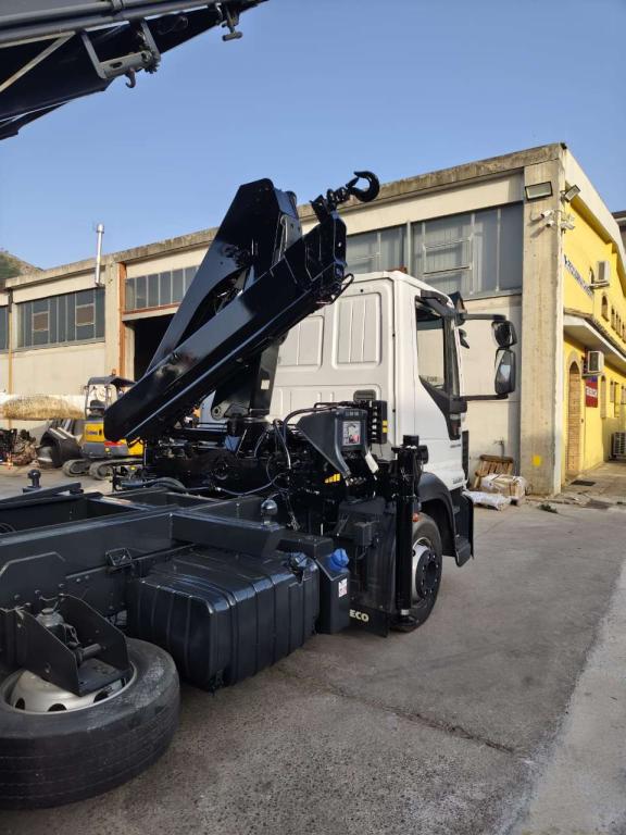 Iveco EUROCARGO 140-250 Photo 10