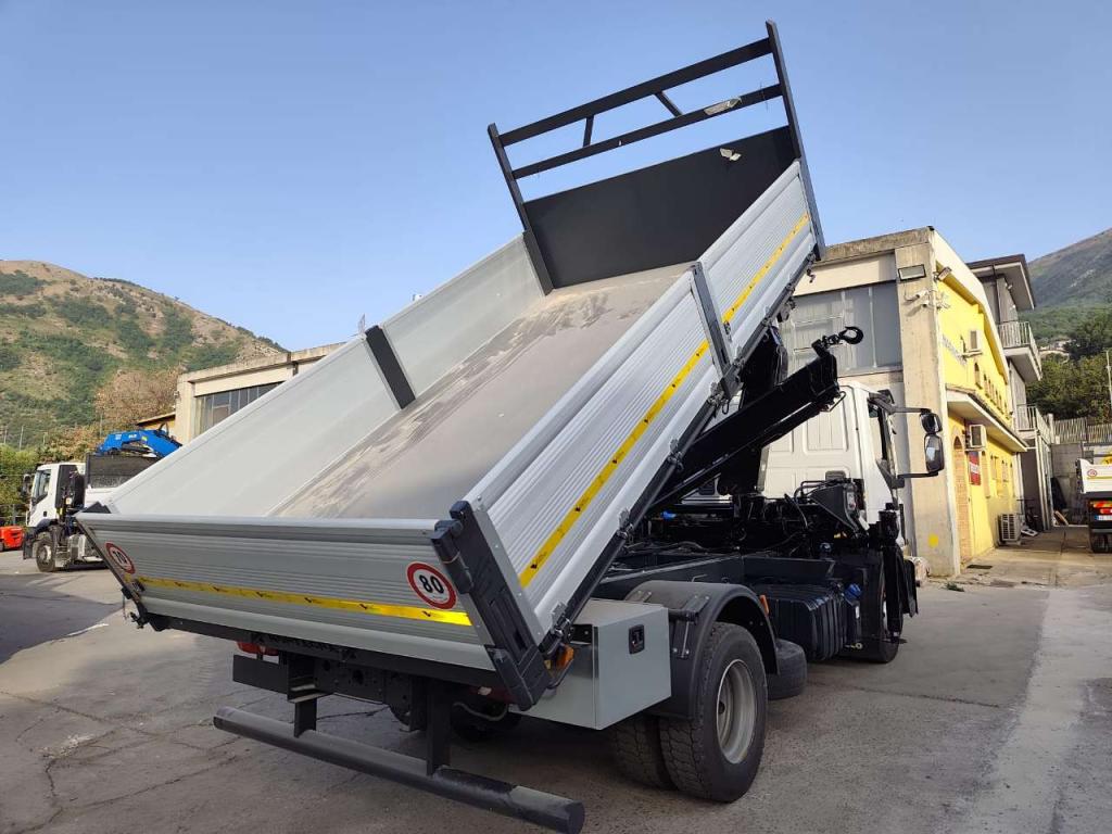 Iveco EUROCARGO 140-250 Photo 19