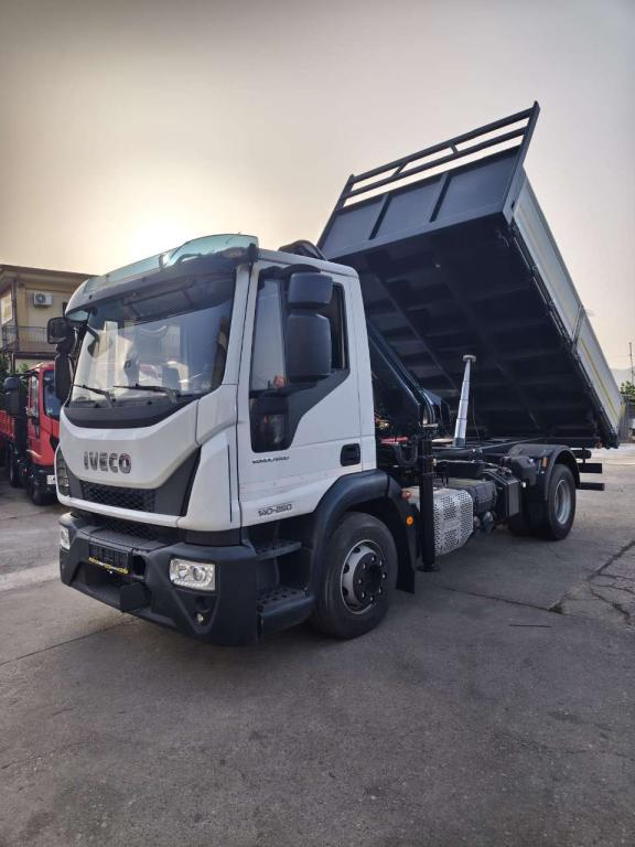 Iveco EUROCARGO 140-250 Photo 25