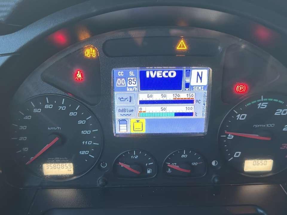 Iveco Stralis 330 Photo 6