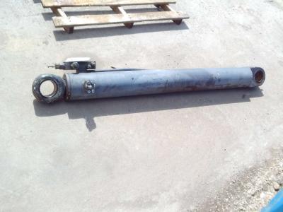 Piston de pénétration pour Mecalac 12MXT en vente par OLM 90 Srl