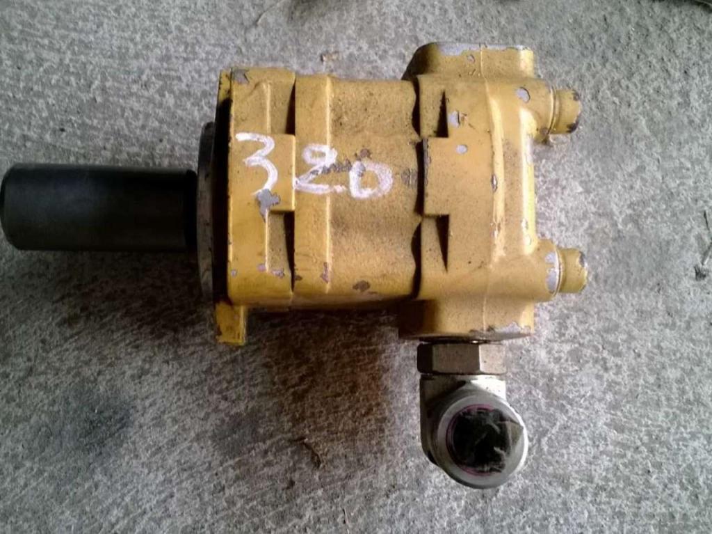 Pompe hydraulique pour Caterpillar 320C LN Photo 1