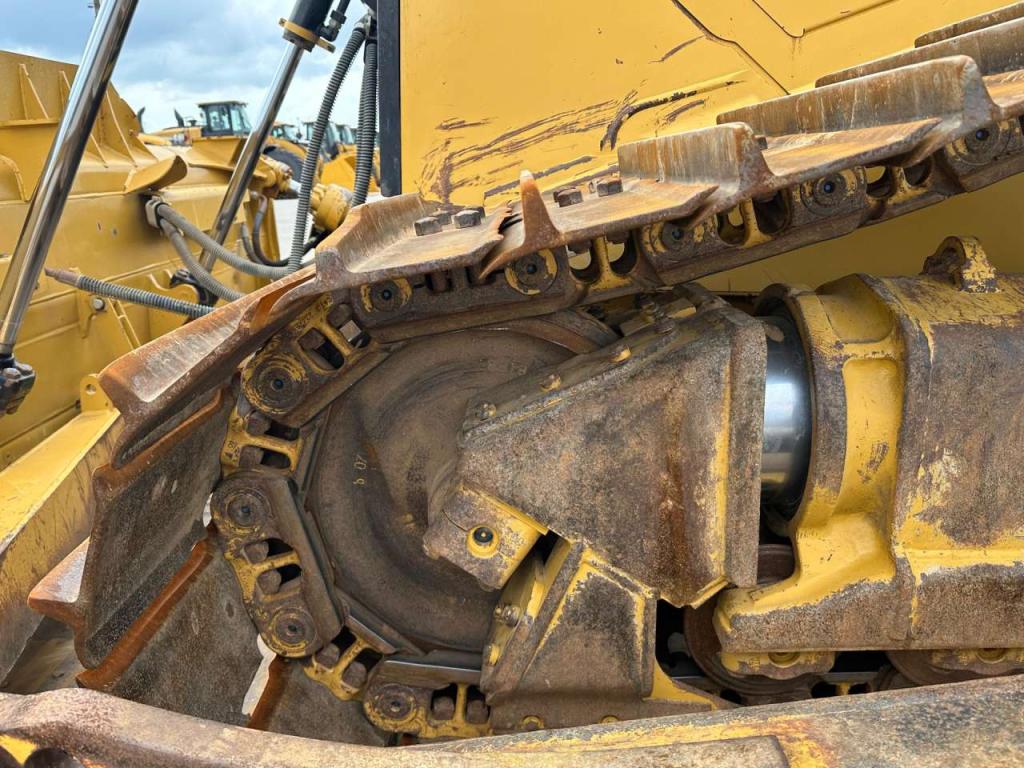 Caterpillar D6 LGP Photo 11