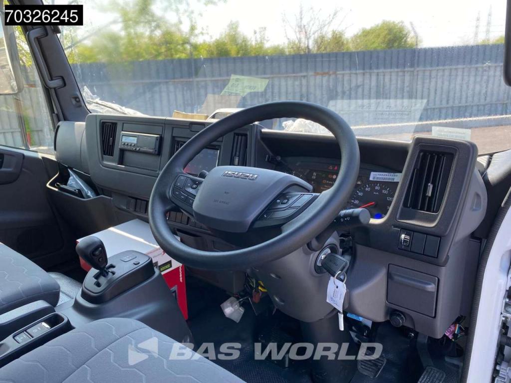 Isuzu M30 5.2 4X2 Photo 11