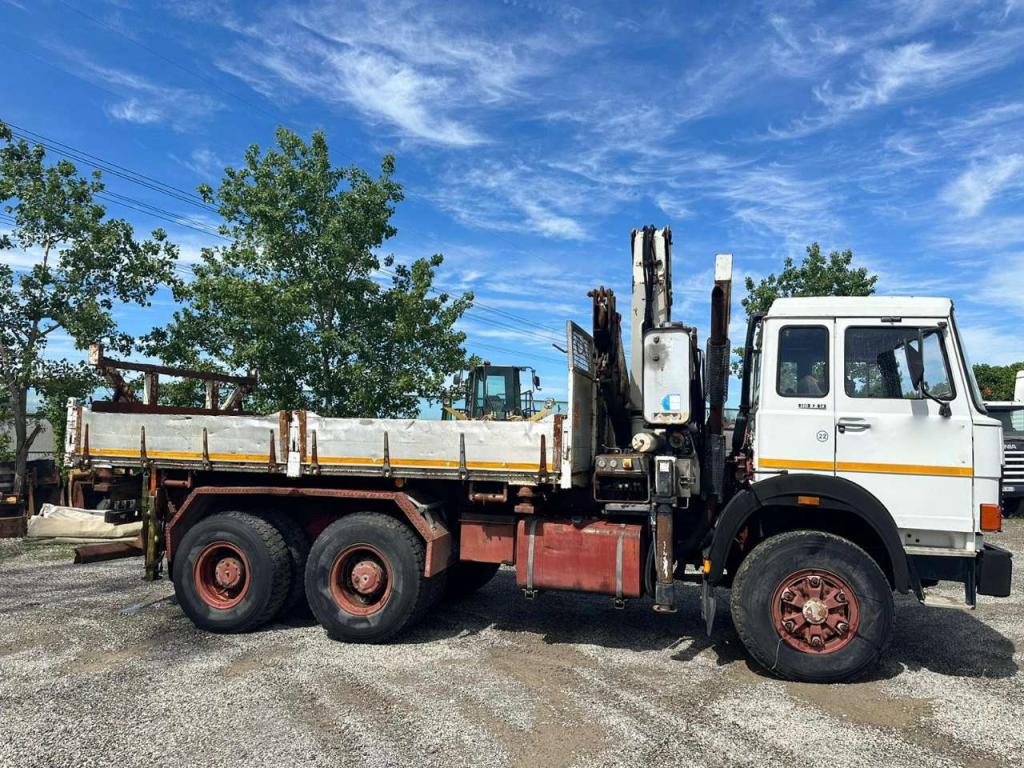 Fiat Iveco 330 26 Photo 8