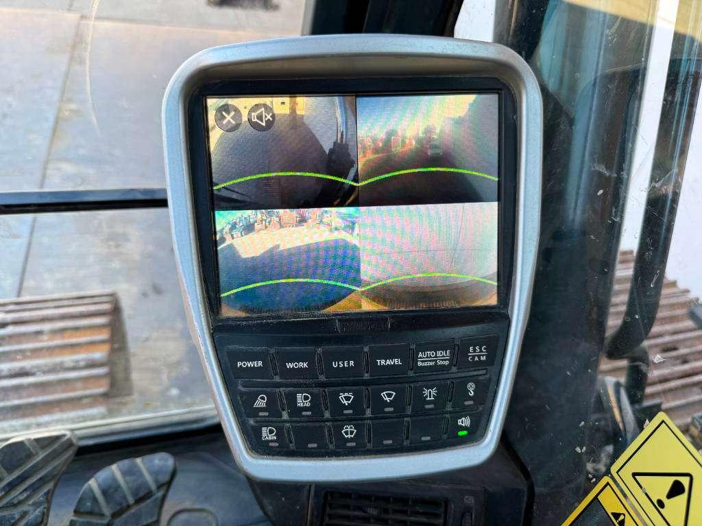 Hyundai HX220L - 360° Camera / Automatic Greasing Photo 13