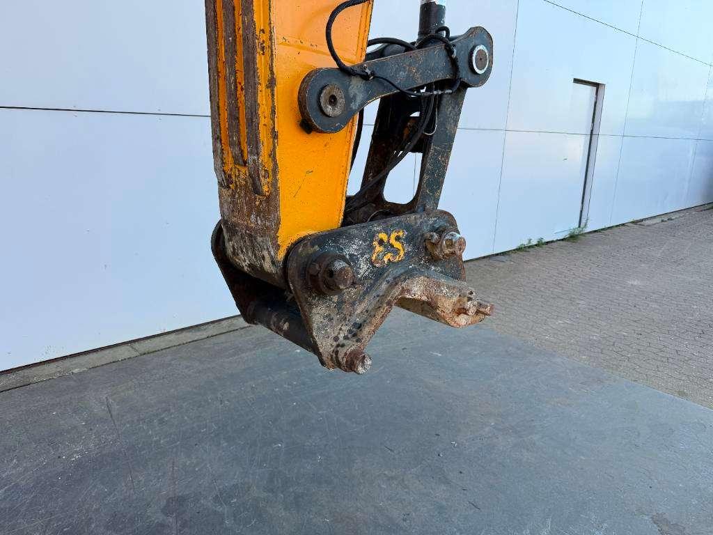 Hyundai HX220L - 360° Camera / Automatic Greasing Photo 16