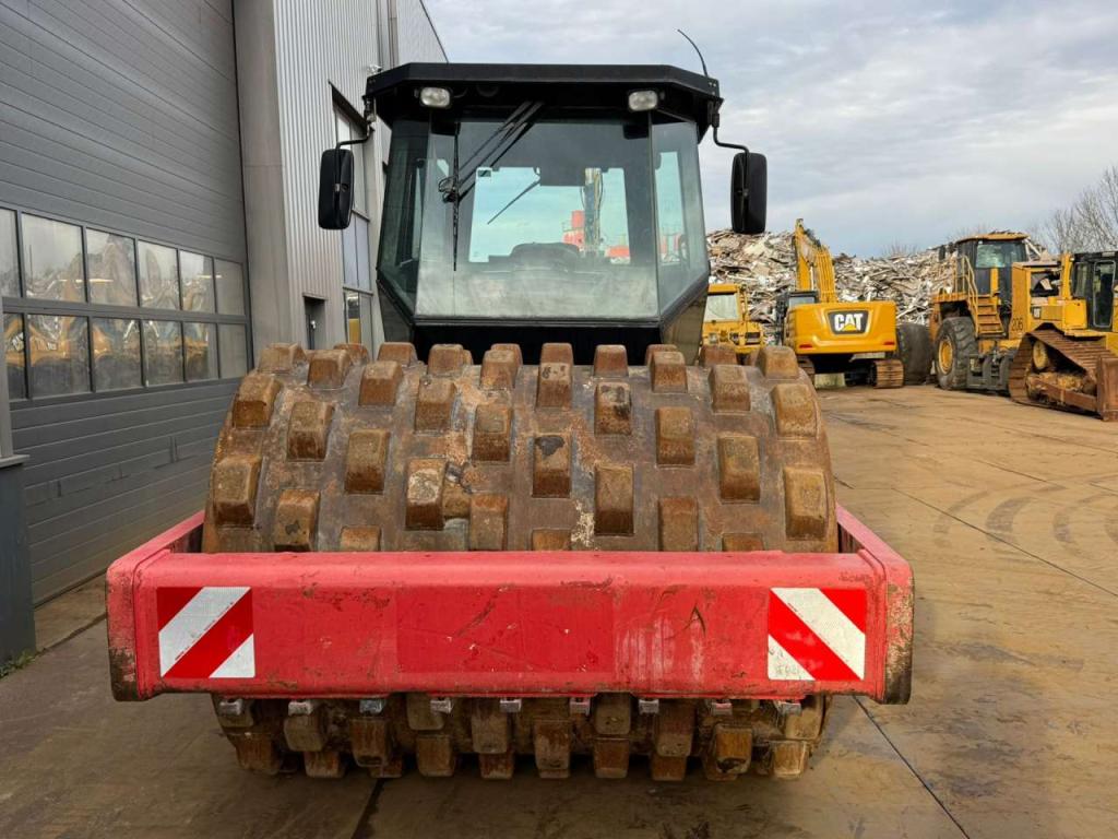 Dynapac CA302PD (13.6t) Photo 8