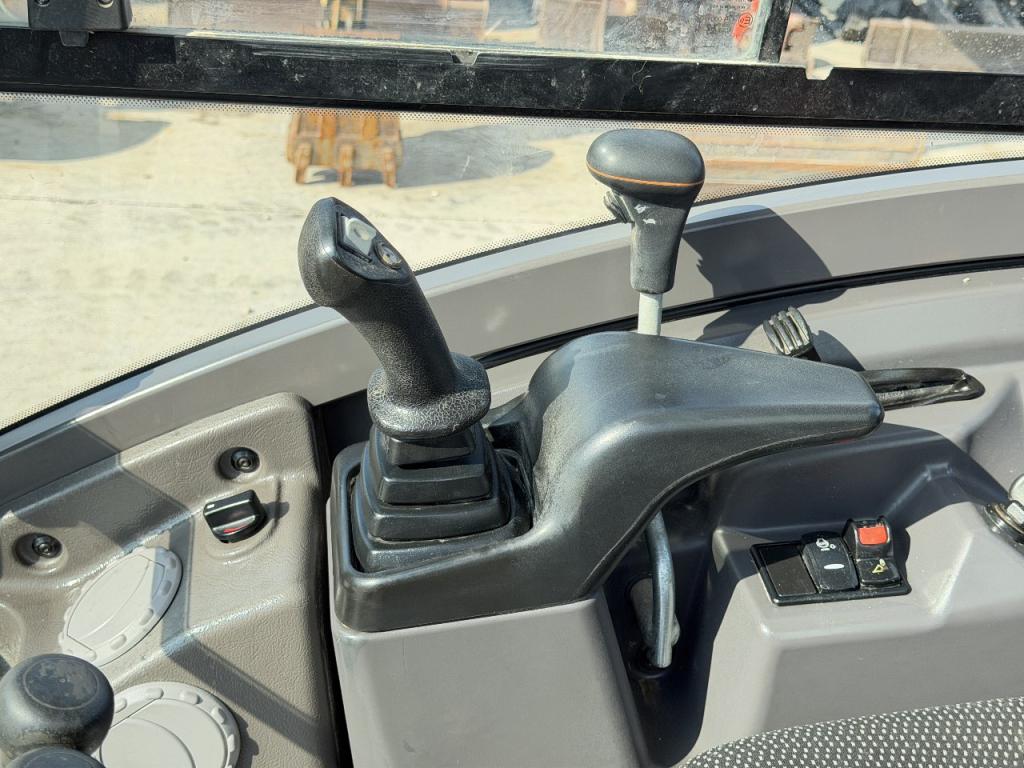 Volvo ECR25D Photo 8