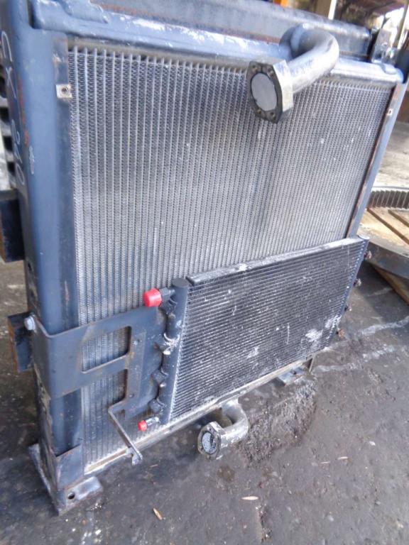 Refroidisseur d'huile hydraulique pour Case Cx 240 Photo 2